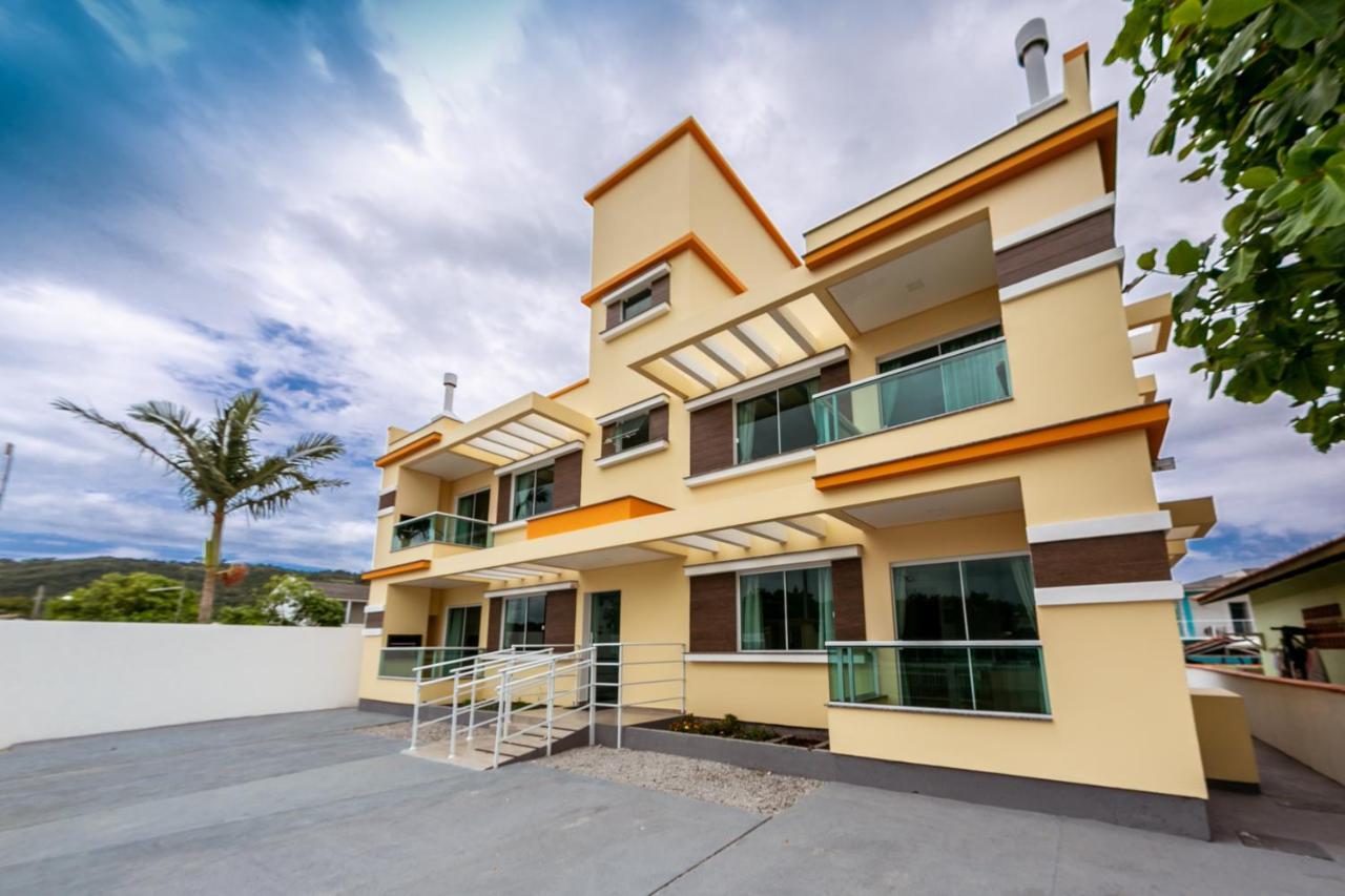 Vila Beach Residence Пінєйра Екстер'єр фото